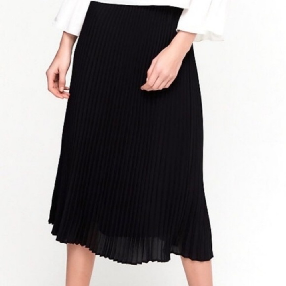 Babaton black pleated skirt, size M